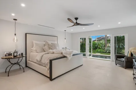 8884 SE Pelican Island Way Hobe Sound FL 33455
