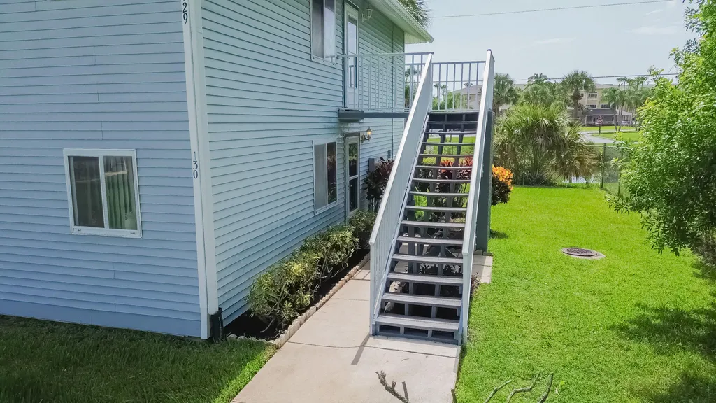 130 SE Village Drive Port St Lucie FL 34952