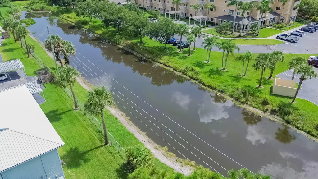 130 SE Village Drive Port St Lucie FL 34952