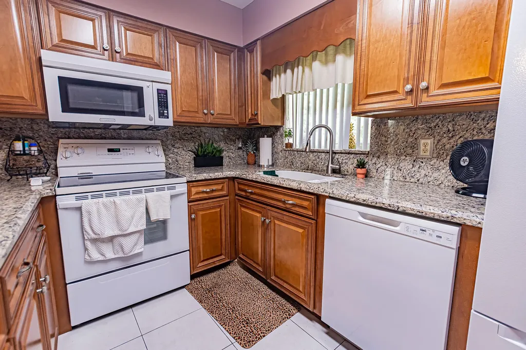 130 SE Village Drive Port St Lucie FL 34952