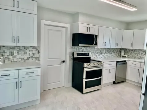 2324 NE Pine Ridge Street Jensen Beach FL 34957