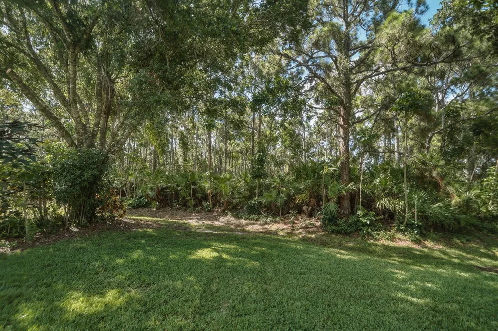 609 SW Saint Thomas Cove Port St Lucie FL 34986