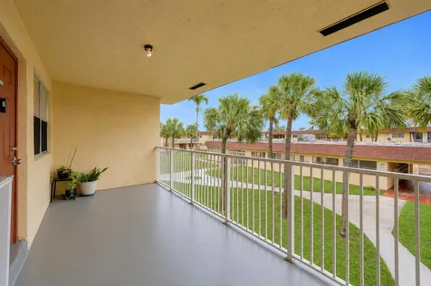 850 E Commercial Boulevard Oakland Park FL 33334