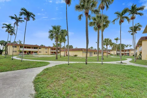 850 E Commercial Boulevard Oakland Park FL 33334