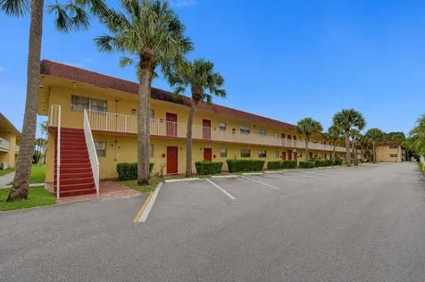 850 E Commercial Boulevard Oakland Park FL 33334