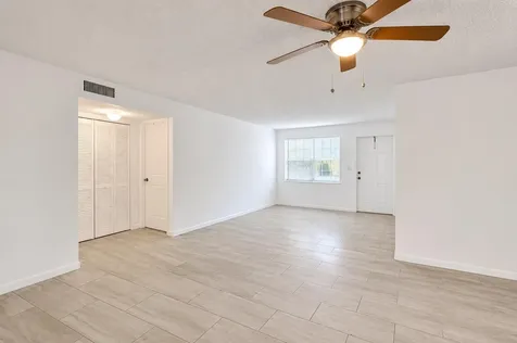 850 E Commercial Boulevard Oakland Park FL 33334