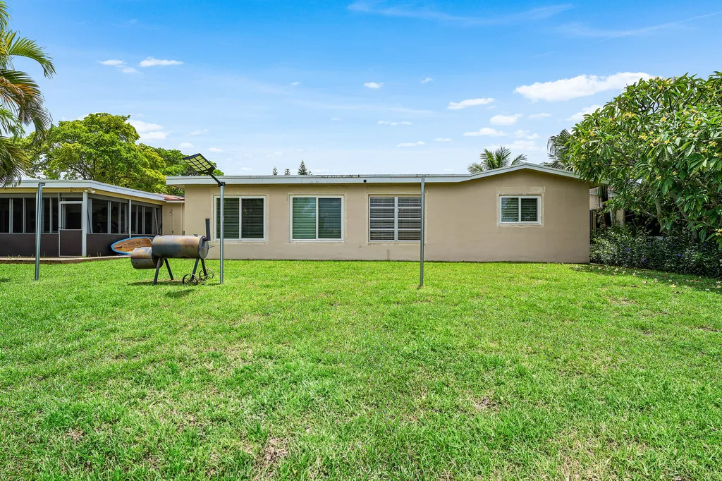 4901 NW 18th Avenue Deerfield Beach FL 33064