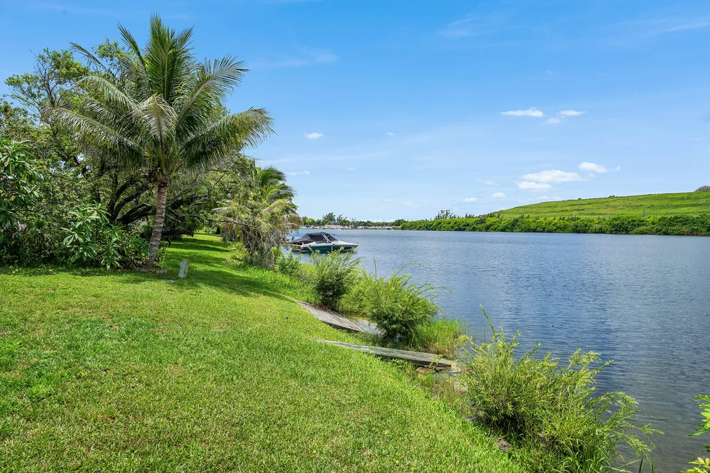 4901 NW 18th Avenue Deerfield Beach FL 33064