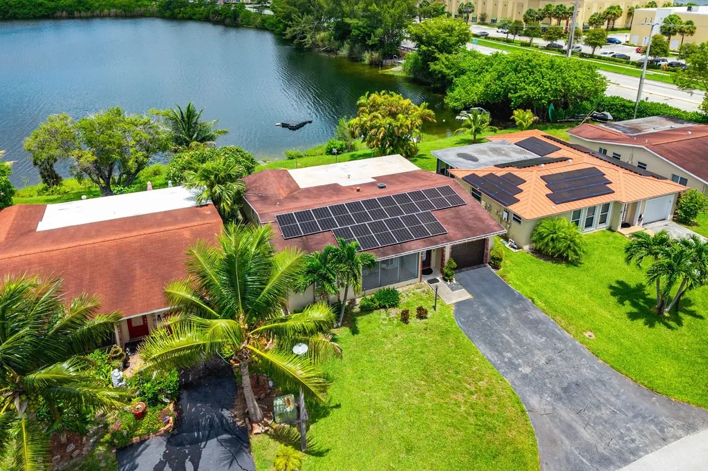 4901 NW 18th Avenue Deerfield Beach FL 33064