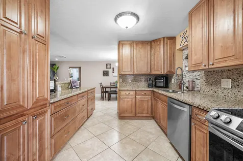 4901 NW 18th Avenue Deerfield Beach FL 33064