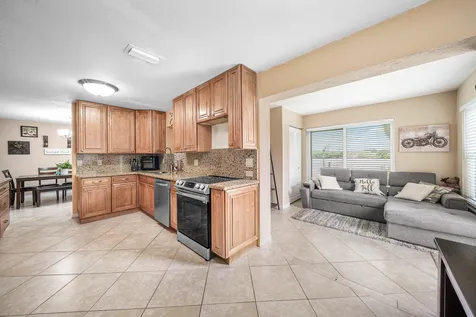 4901 NW 18th Avenue Deerfield Beach FL 33064