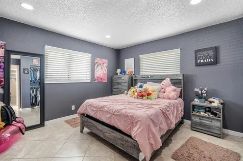 4901 NW 18th Avenue Deerfield Beach FL 33064