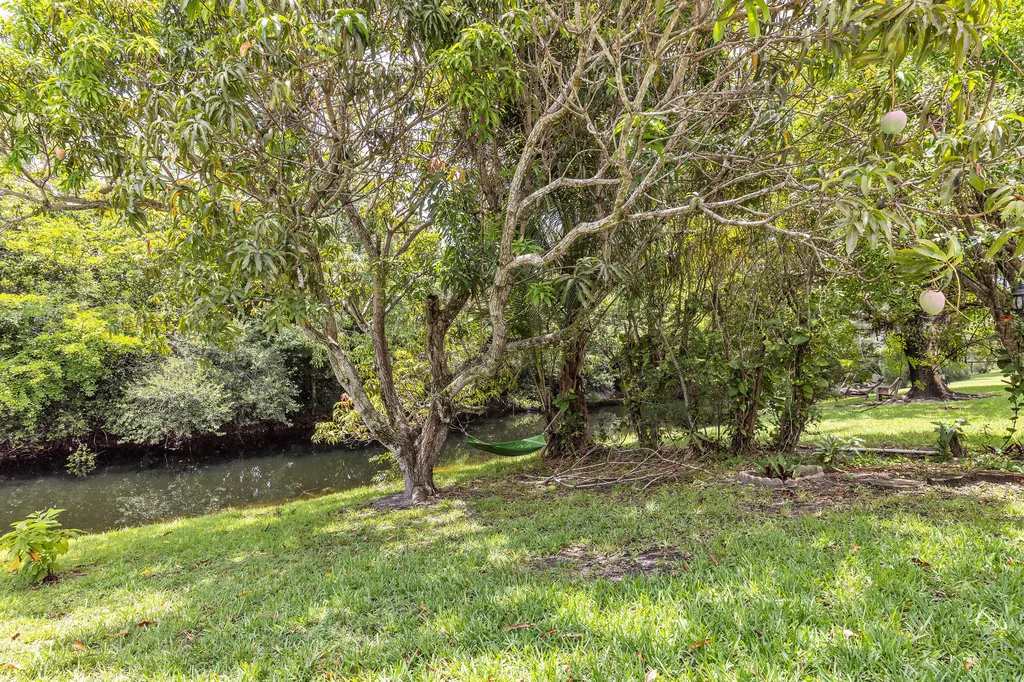 21452 Woodchuck Lane Boca Raton FL 33428