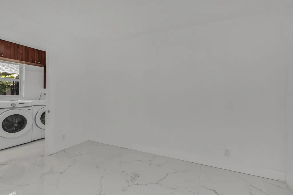 21452 Woodchuck Lane Boca Raton FL 33428