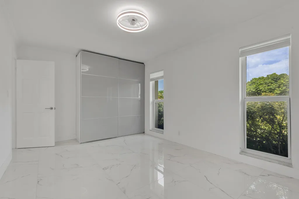 21452 Woodchuck Lane Boca Raton FL 33428