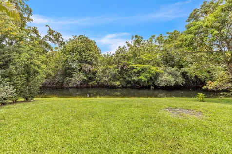 21452 Woodchuck Lane Boca Raton FL 33428