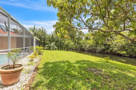 21452 Woodchuck Lane Boca Raton FL 33428