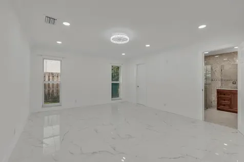 21452 Woodchuck Lane Boca Raton FL 33428