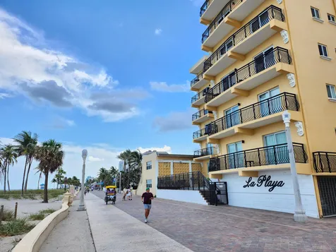 1815 N Surf Road Hollywood FL 33019