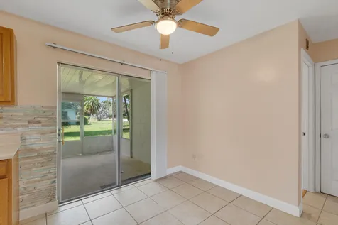 6195 7th Street Vero Beach FL 32968