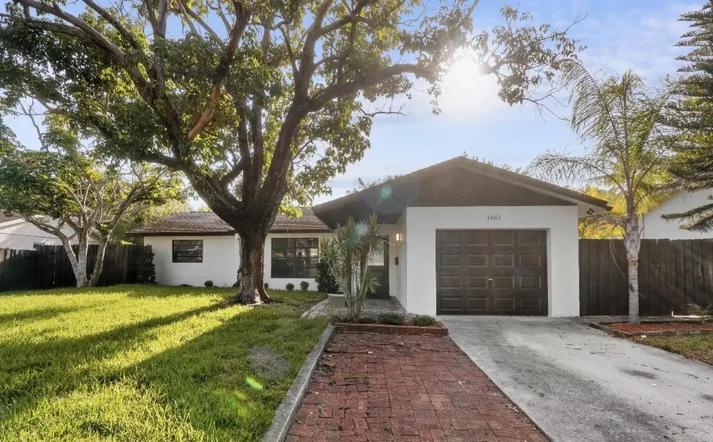 1661 NW 1st Avenue Pompano Beach FL 33060