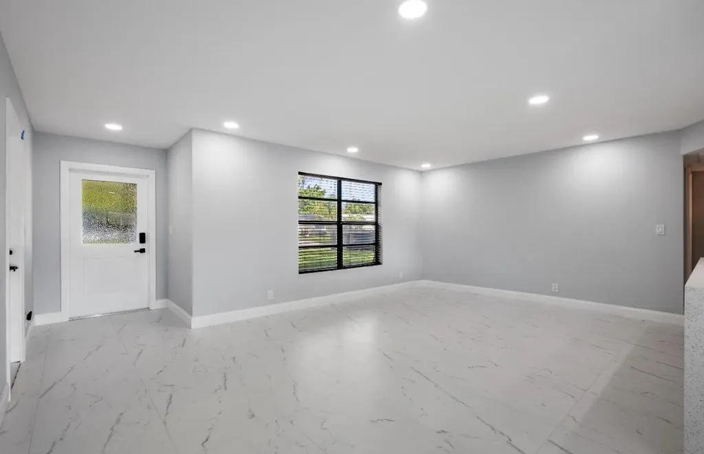 1661 NW 1st Avenue Pompano Beach FL 33060