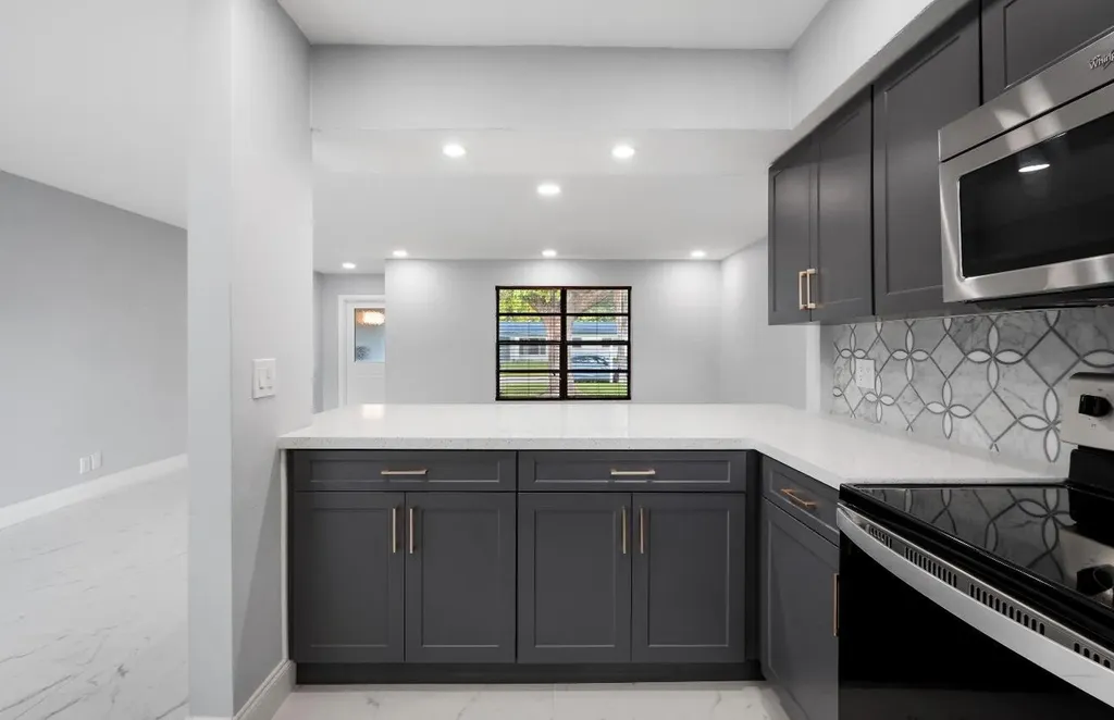 1661 NW 1st Avenue Pompano Beach FL 33060