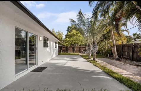 1661 NW 1st Avenue Pompano Beach FL 33060