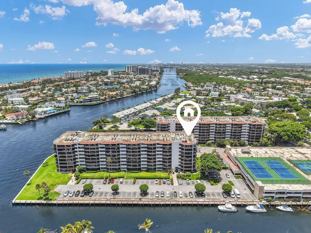 899 Jeffery Street Boca Raton FL 33487