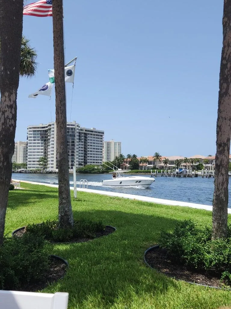 899 Jeffery Street Boca Raton FL 33487