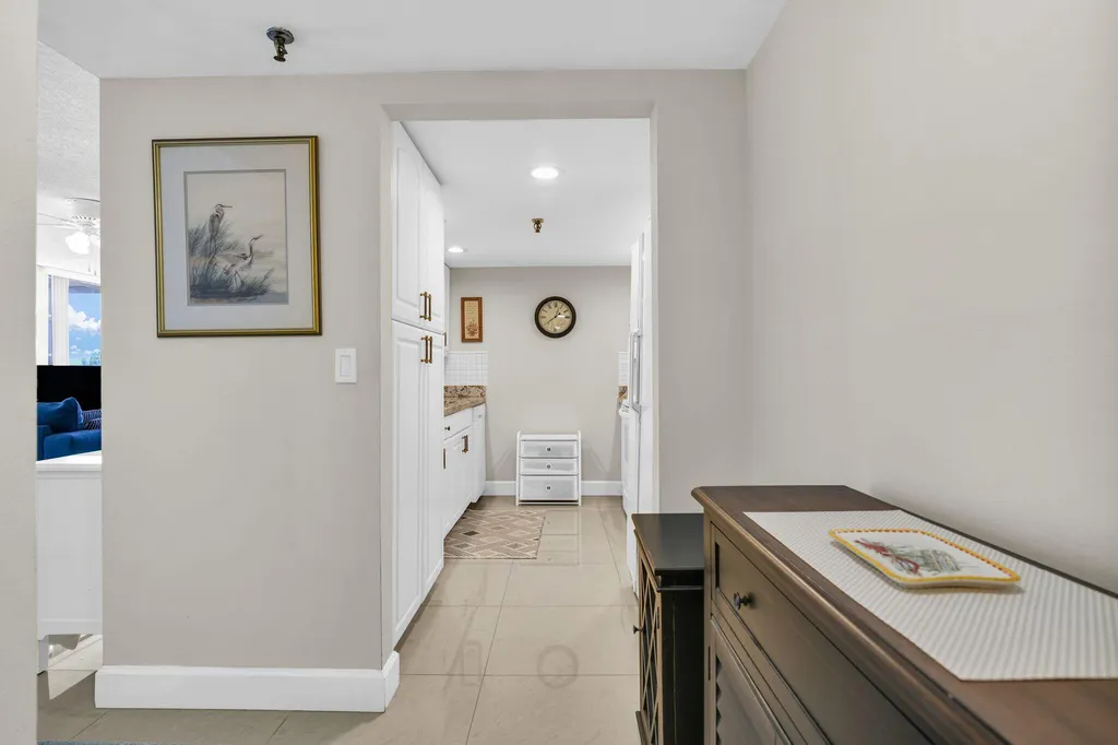 899 Jeffery Street Boca Raton FL 33487
