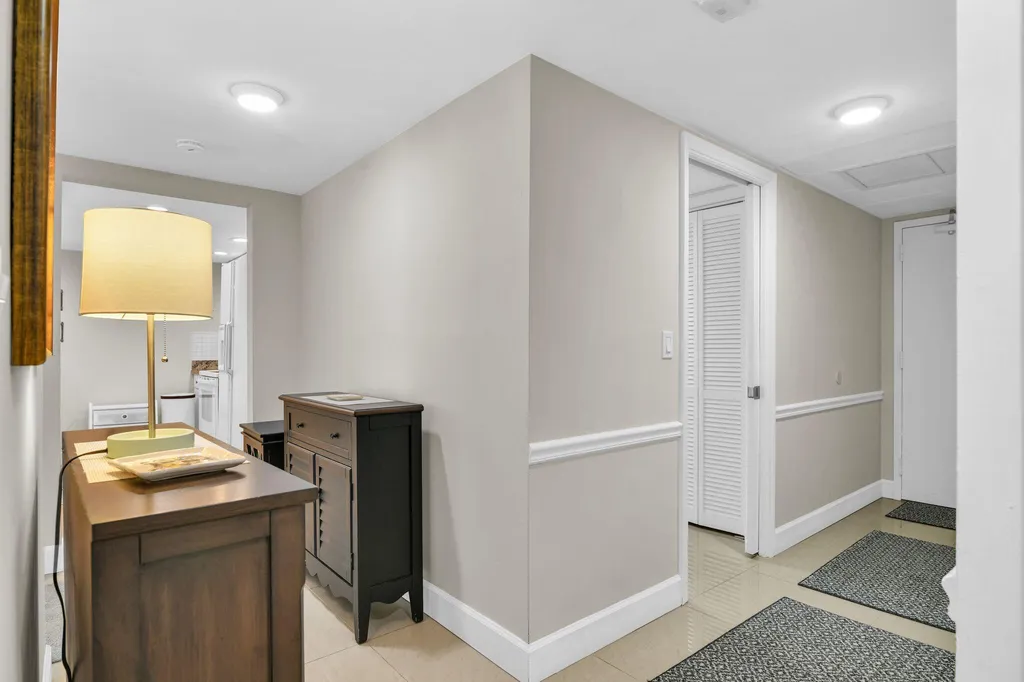 899 Jeffery Street Boca Raton FL 33487