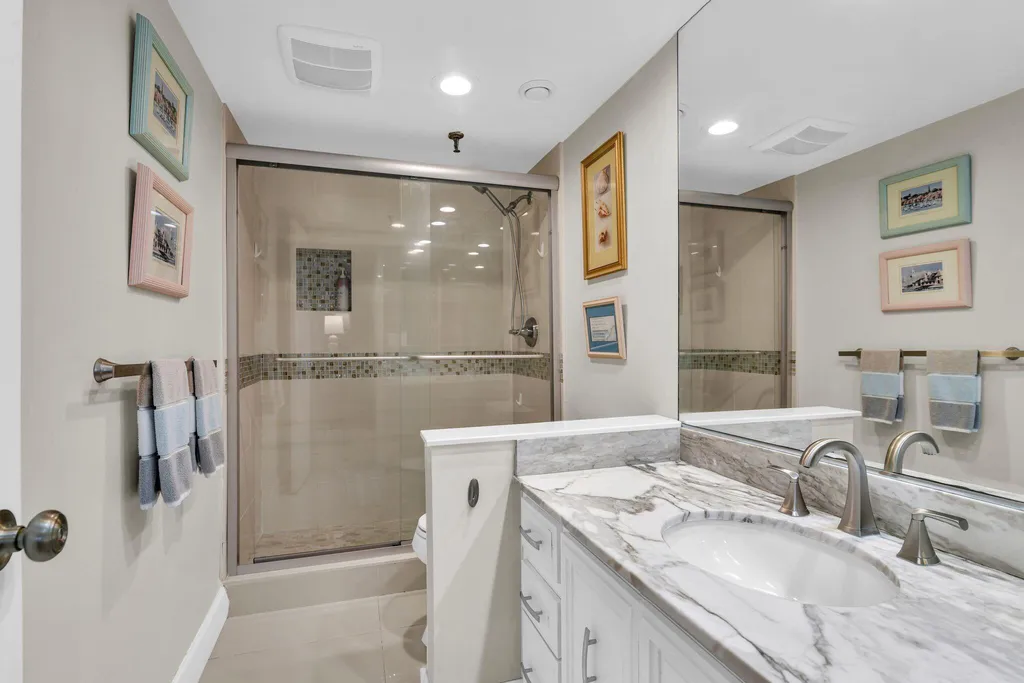 899 Jeffery Street Boca Raton FL 33487