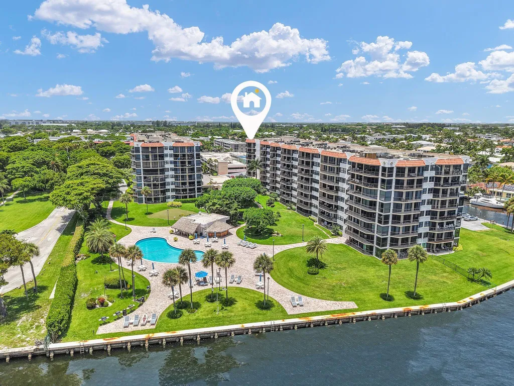 899 Jeffery Street Boca Raton FL 33487