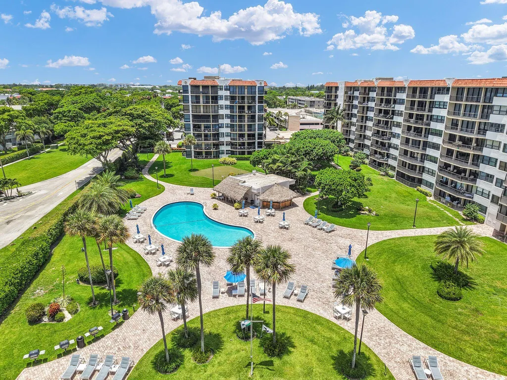 899 Jeffery Street Boca Raton FL 33487