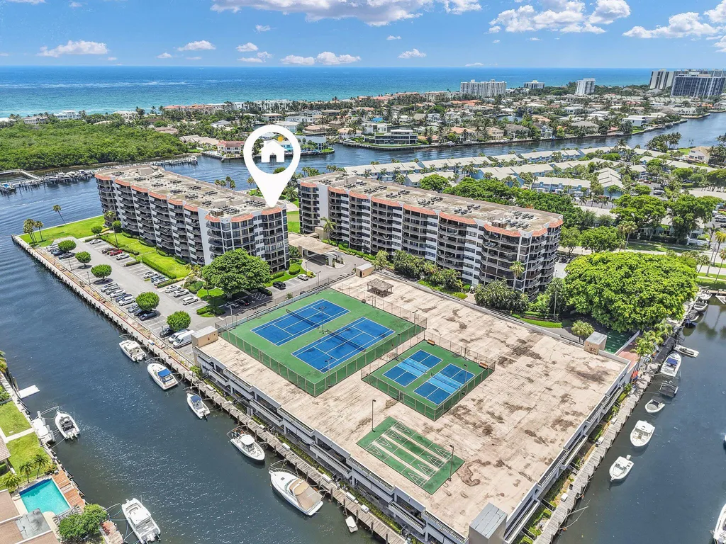 899 Jeffery Street Boca Raton FL 33487