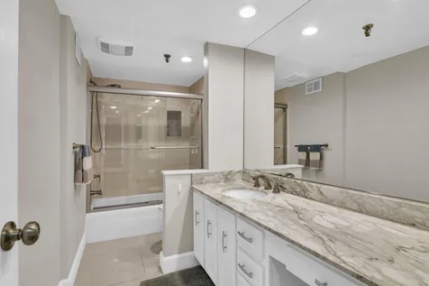 899 Jeffery Street Boca Raton FL 33487
