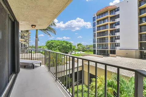 899 Jeffery Street Boca Raton FL 33487