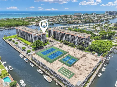 899 Jeffery Street Boca Raton FL 33487