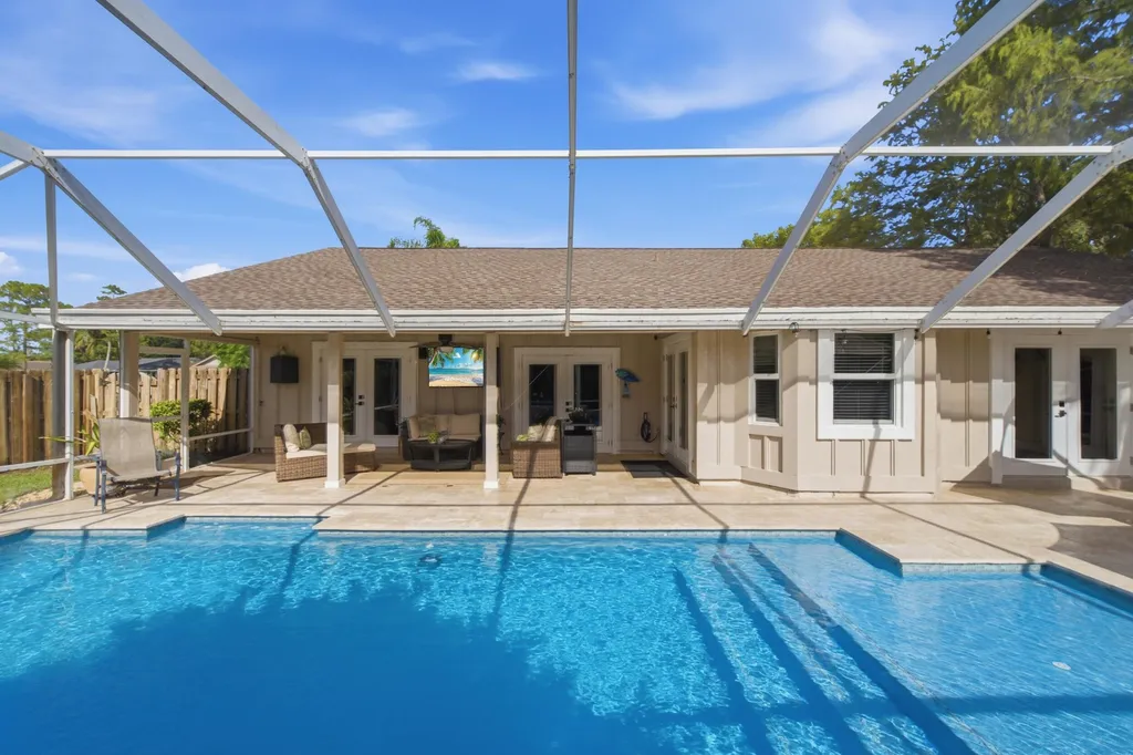 805 Daffodil Drive Wellington FL 33414