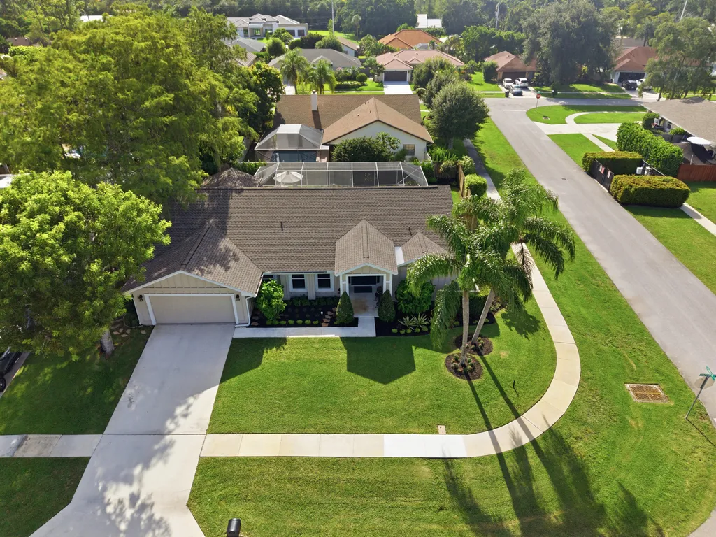 805 Daffodil Drive Wellington FL 33414