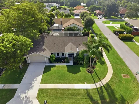 805 Daffodil Drive Wellington FL 33414