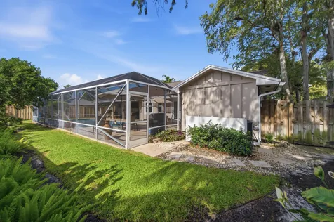 805 Daffodil Drive Wellington FL 33414