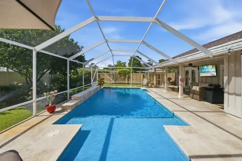 805 Daffodil Drive Wellington FL 33414