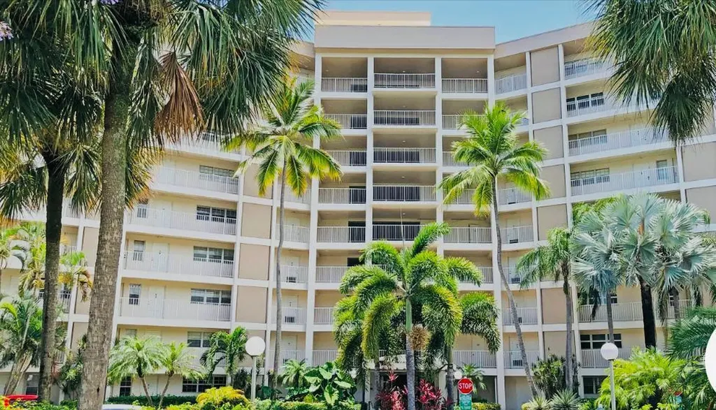 3150 N Palm Aire Drive Pompano Beach FL 33069
