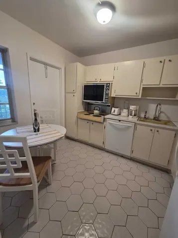 3150 N Palm Aire Drive Pompano Beach FL 33069