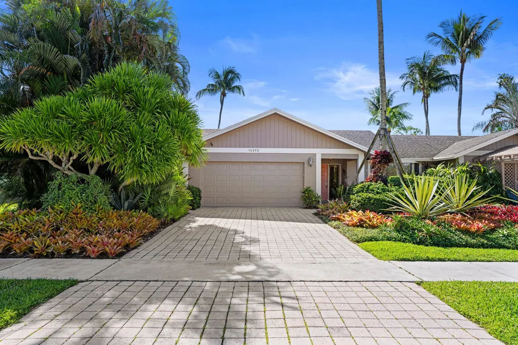 14372 Horseshoe Trace Wellington FL 33414