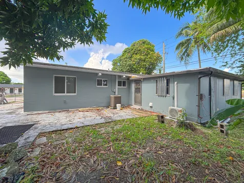 3645 NW 195th Terrace Miami Gardens FL 33056