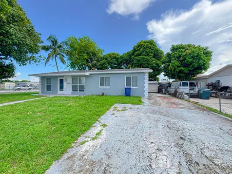 3645 NW 195th Terrace Miami Gardens FL 33056