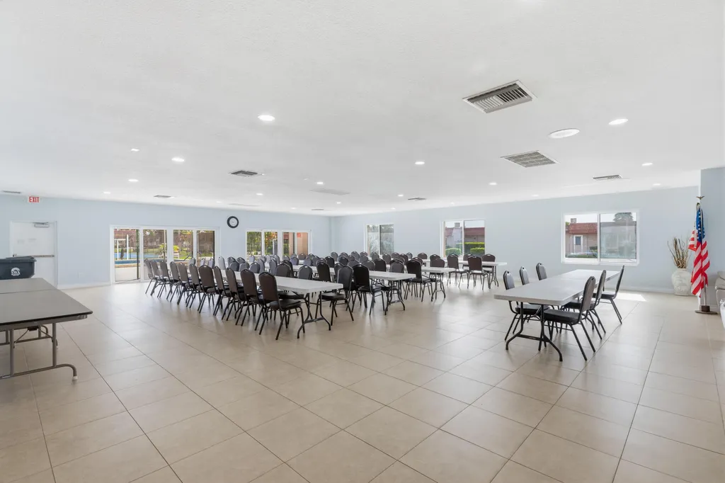5725 Fernley Drive E West Palm Beach FL 33415